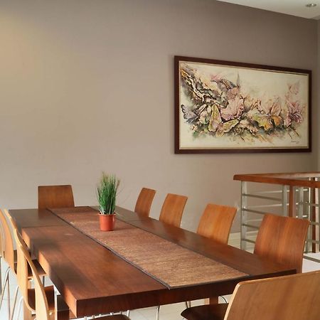Rumah Teteh - Plemburan Kejayan Exteriör bild