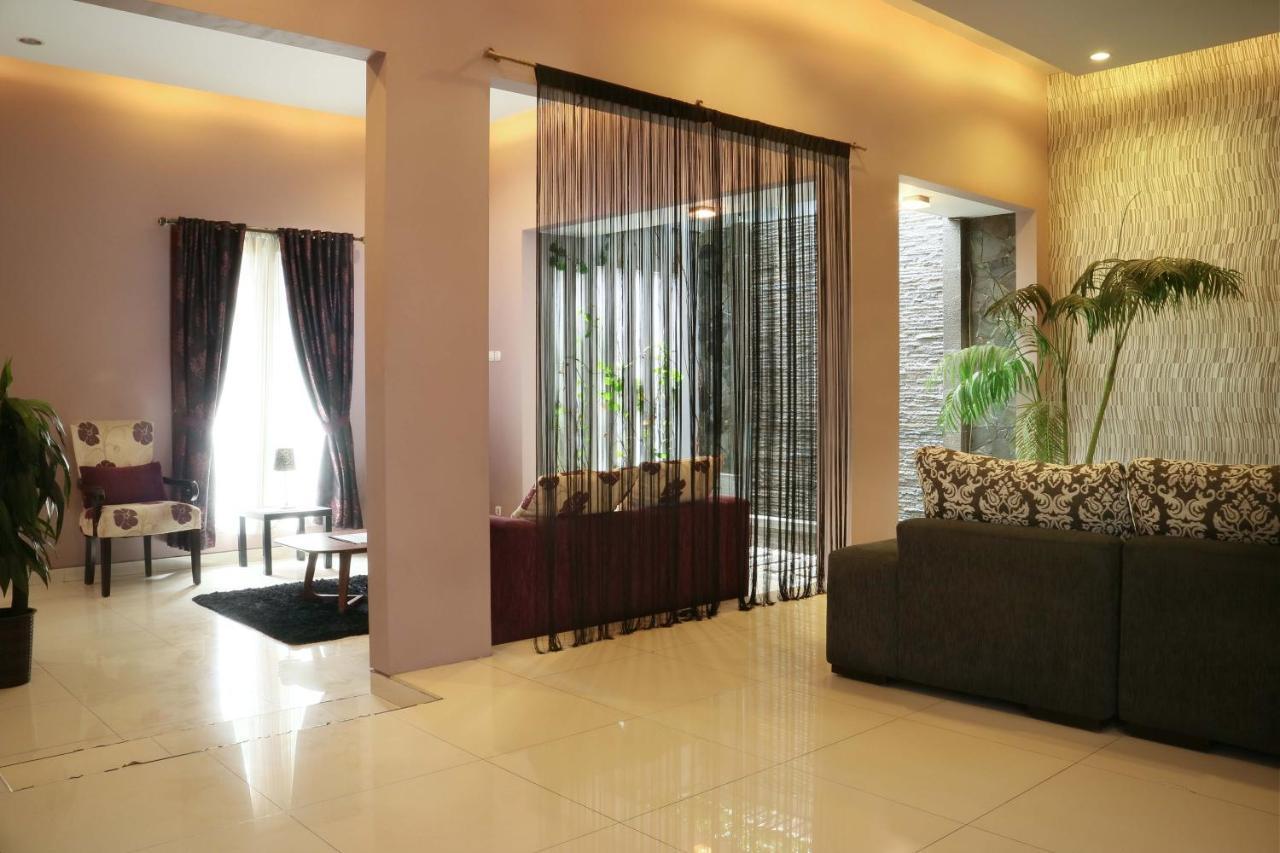 Rumah Teteh - Plemburan Kejayan Exteriör bild