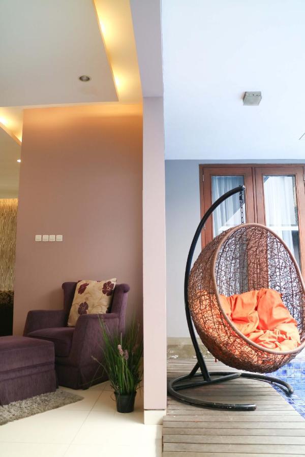 Rumah Teteh - Plemburan Kejayan Exteriör bild